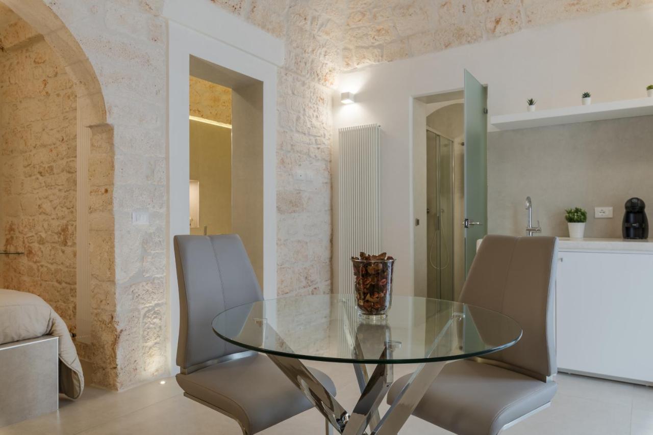 Pregiata Suite 25 ออสตูนี ภายนอก รูปภาพ